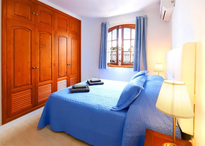 Andorra * Puerto del Carmen (Lanzarote)